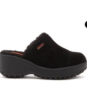 Rocket Dog Fran Nubuck Black Clog SZ- 9